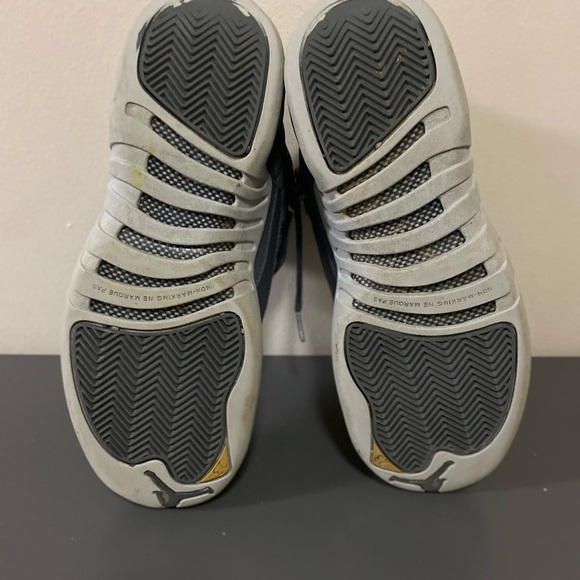 Air Jordan 12 Retro Dark Grey 2017 Release,Size 7 - Picture 3 of 14